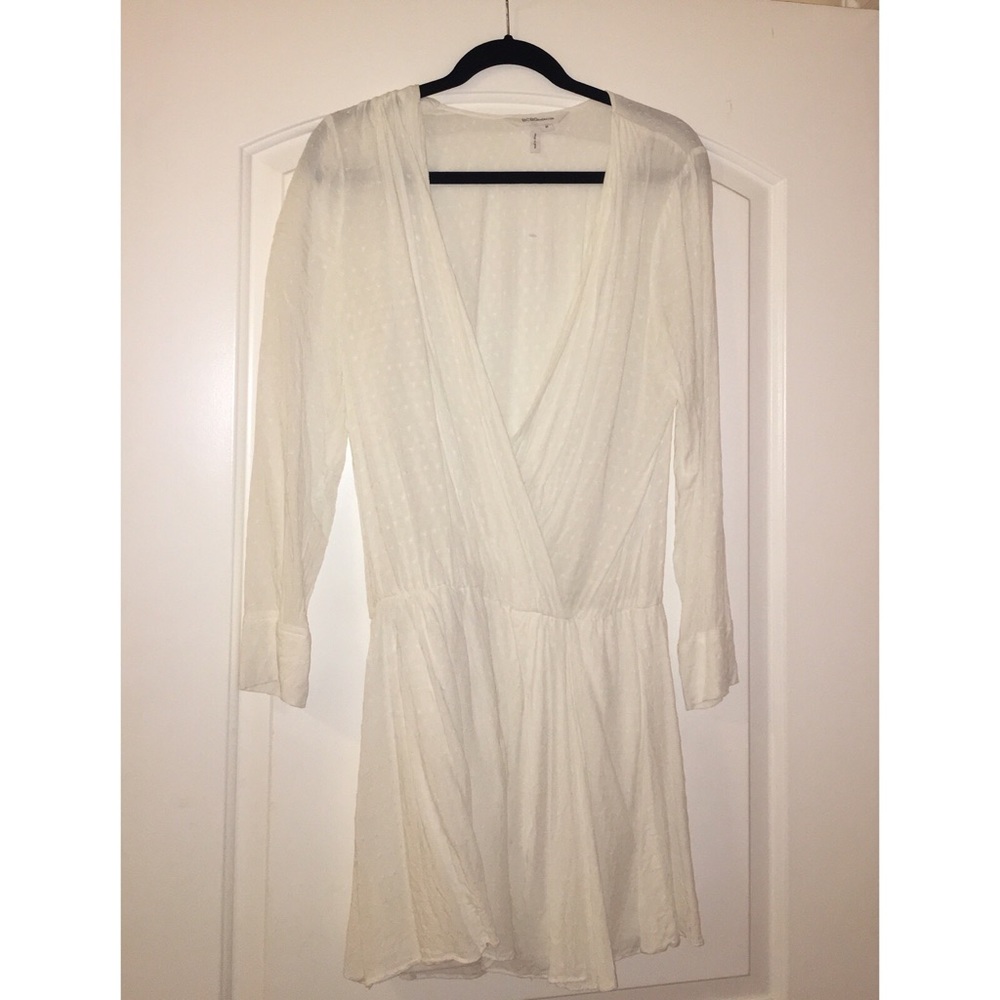 BCBGeneration White Long Sleeved Cotton Dress - M