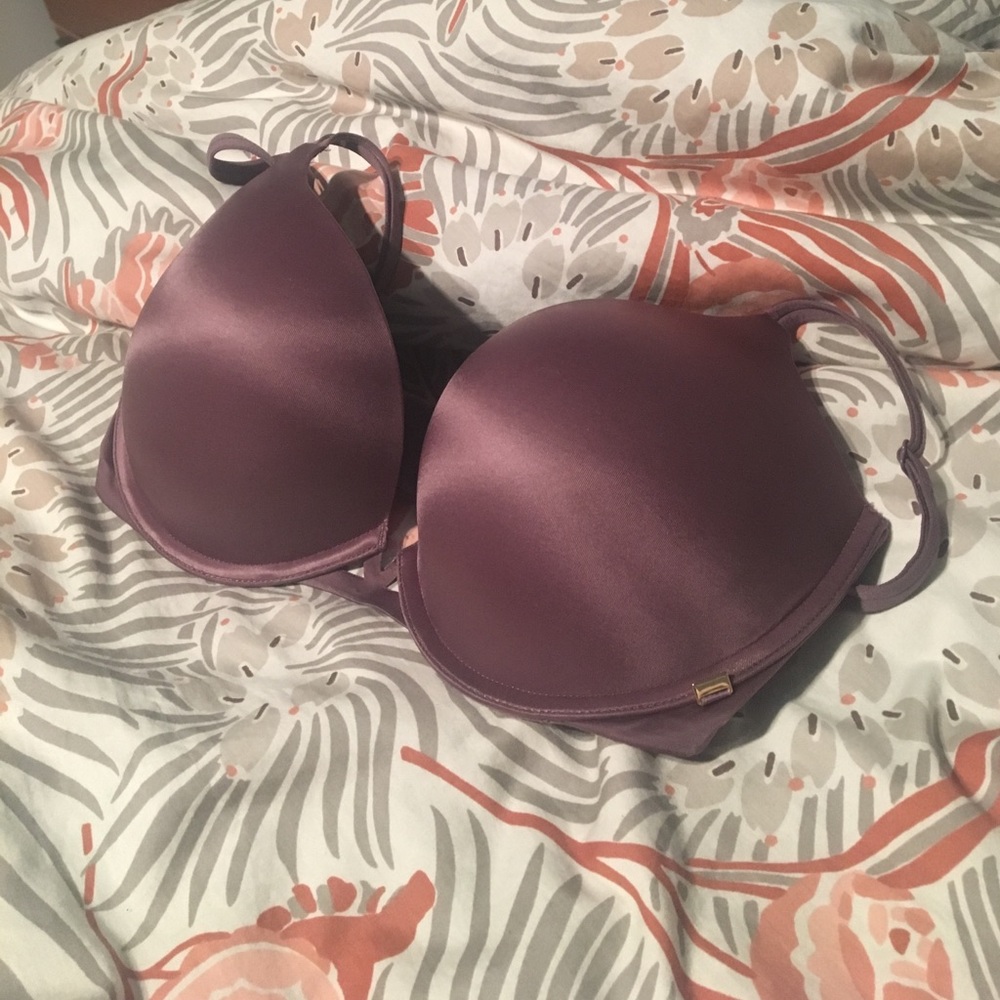 Like new! VS 'Very Sexy' push up