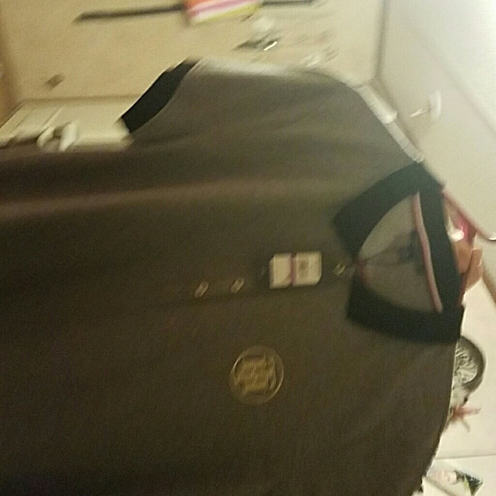 Shirts - Picture 4 of 4