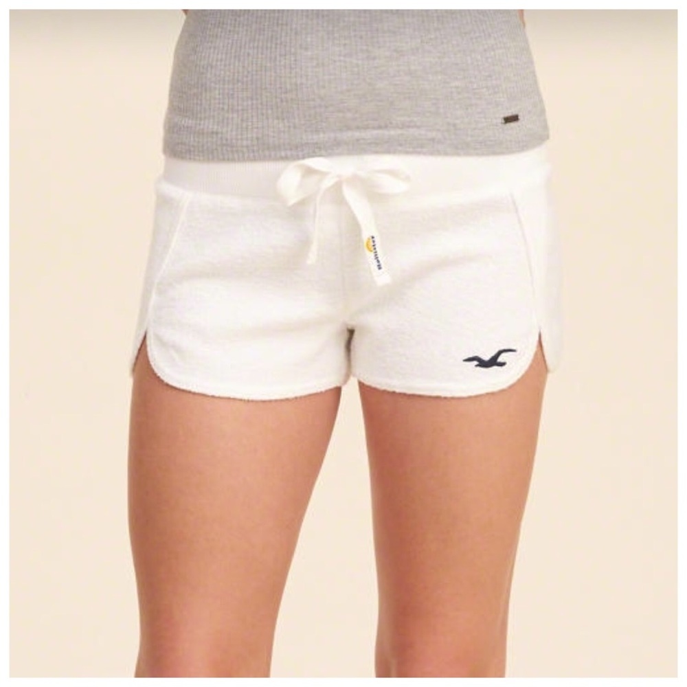 Hollister Reverse Terry Curved Hem Shorts [white]