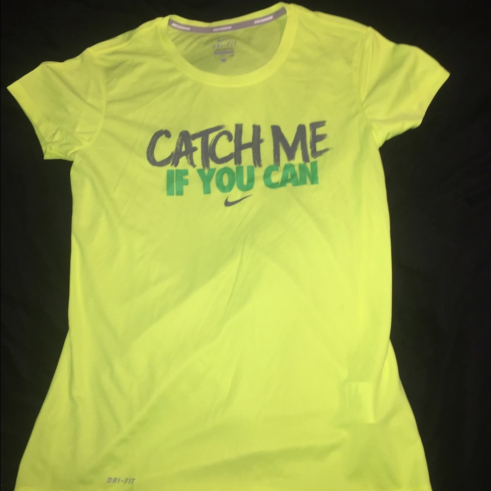 Nike DriFit Top (S)