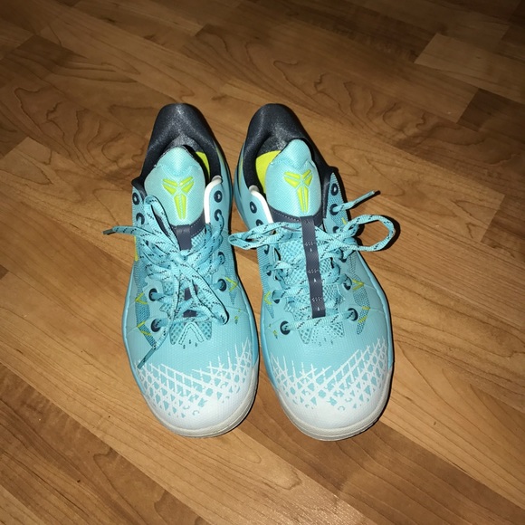 Sold !!!πππNike Kobe 4 "Venomenonπππ Sold!!! - Picture 2 of 3