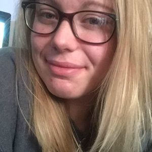 Meet your Posher, Nikole