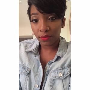 Meet your Posher, Arissa