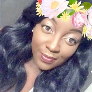 Meet your Posher, Affia