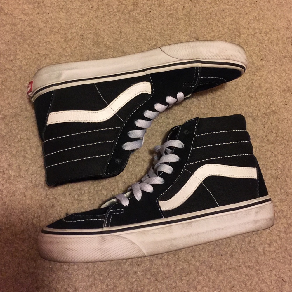 BLACK VANS Sk8 hi's high top