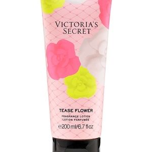 Victoria's Secret Tease Flower Fragrance Lotion