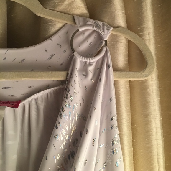 Blouse - Picture 2 of 2