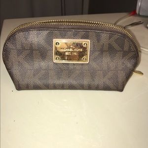 Michael kors makeup bag