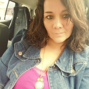 Meet your Posher, Bobbiejo