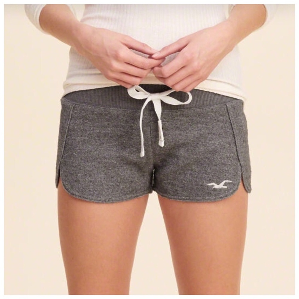 Hollister Reverse Terry Curved Hem Shorts [grey]