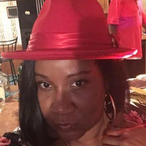 Meet your Posher, Annette