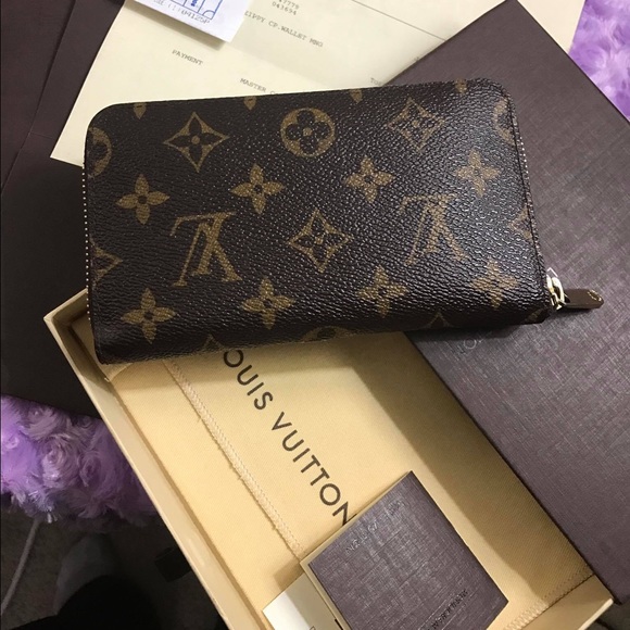 Louis Vuitton Handbags - Louis Vuitton Wallet ❤️ SALE SALE SALE