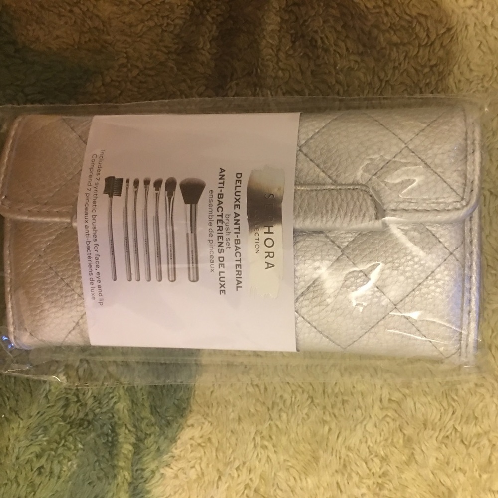 ✨Sephora Deluxe Antibacterial brush set✨