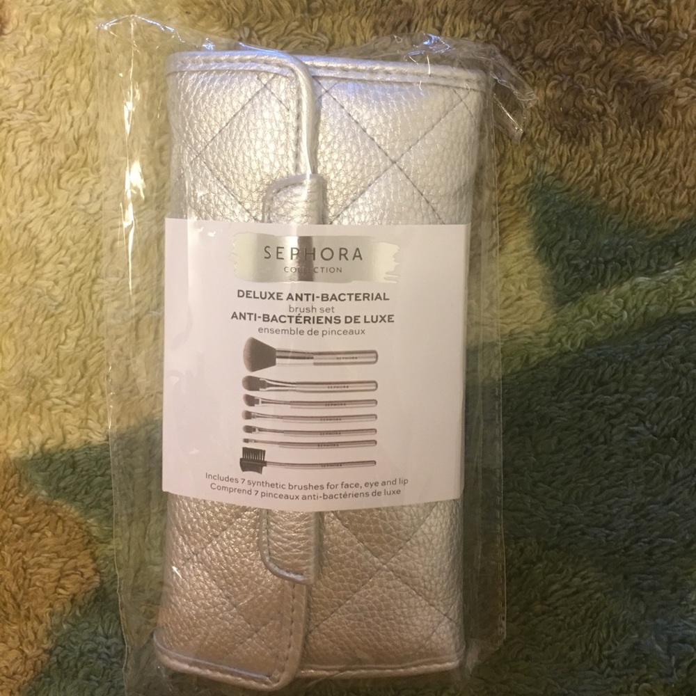 ✨Sephora Deluxe Antibacterial brush set✨