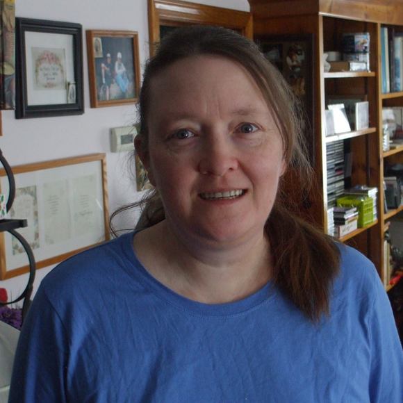 Meet your Posher, Janet - Picture 1 of 1