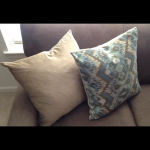 Throw pillows