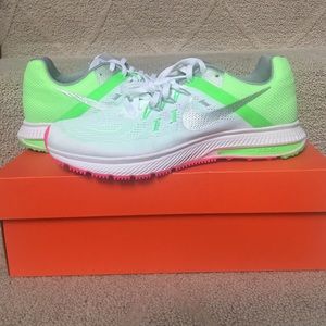 **Sale***Nike sneakers