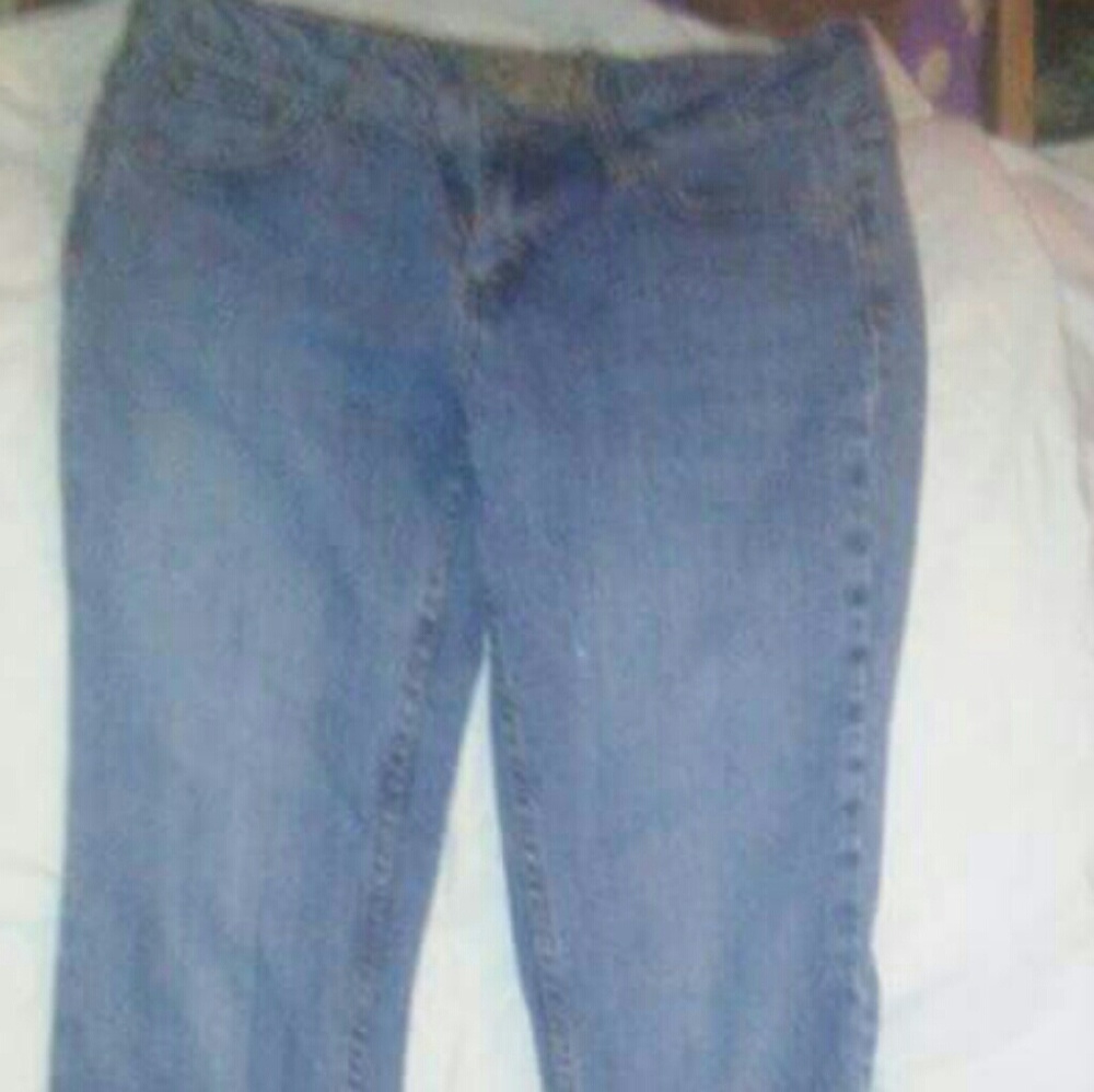 Women's clothing
