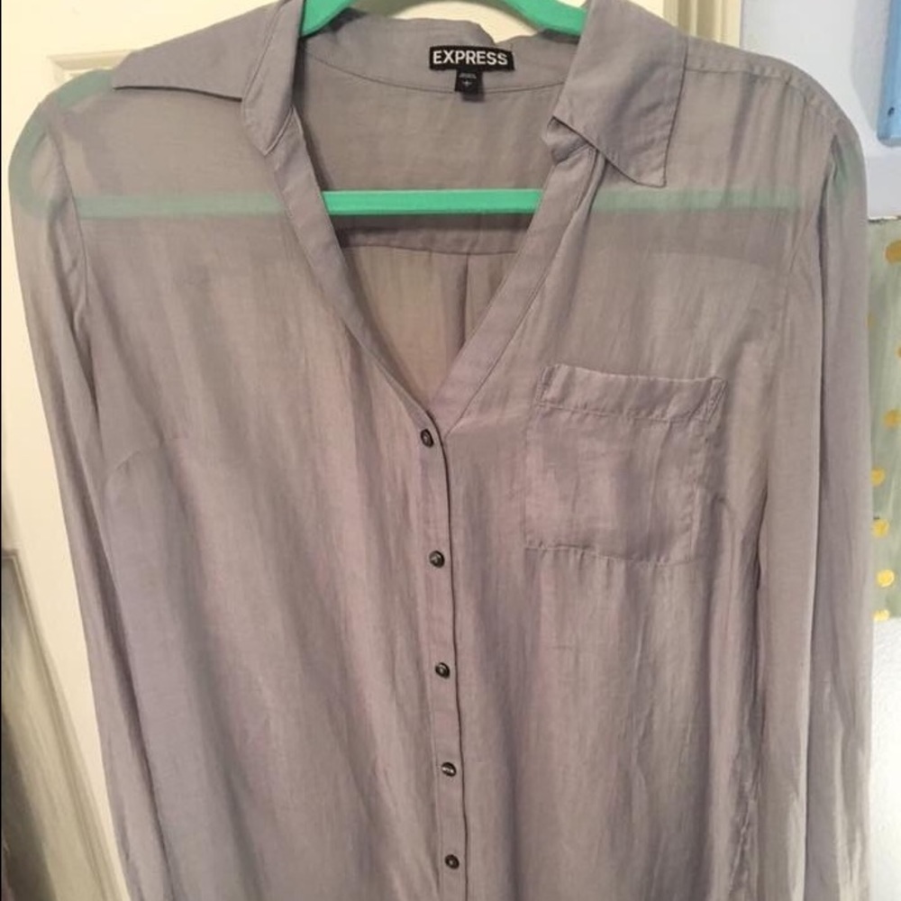 Flowy gray button up