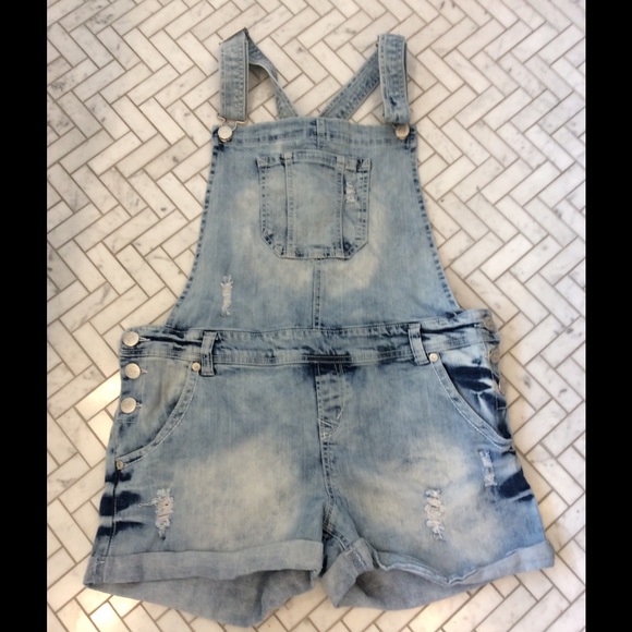 Wallflower Denim - Acid wash distressed overalls ⚡️price drop⚡️