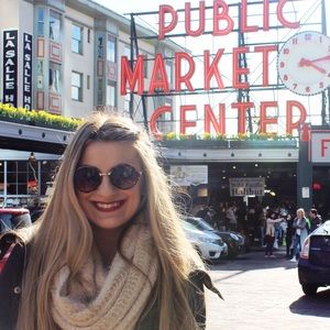 Meet your Posher, Gabi