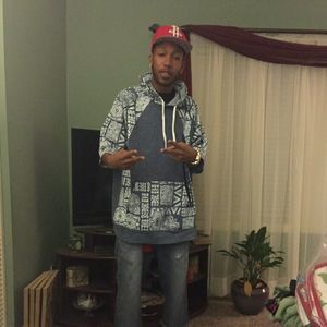 Meet your Posher, Aaron