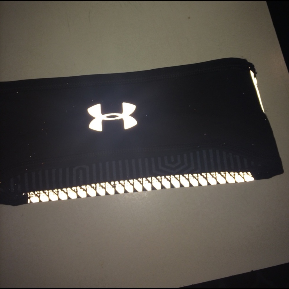 Under Armor headband
