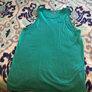 Nike Tanktop! (GREAT WORKOUT SHIRT)