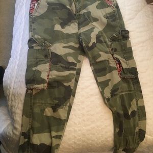Camo Capris