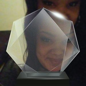 Meet your Posher, Valerie