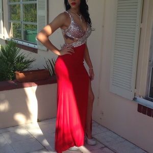 Red prom dress