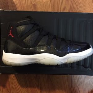 72-10 11s size 11.5 VNDS
