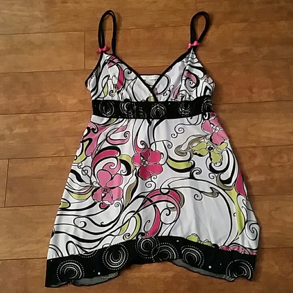 California Dynasty Other - Perfect SUMMER Sleepwear Bright Night Gown GUC