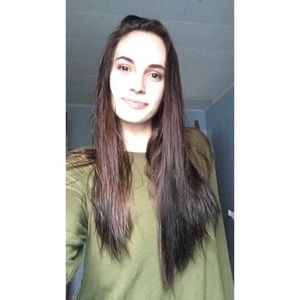 Meet your Posher, Brianna