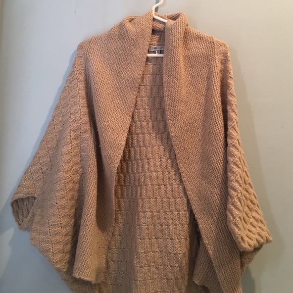 Cardigan sweater JLOPEZ SOLD OUT❌ - Picture 2 of 3