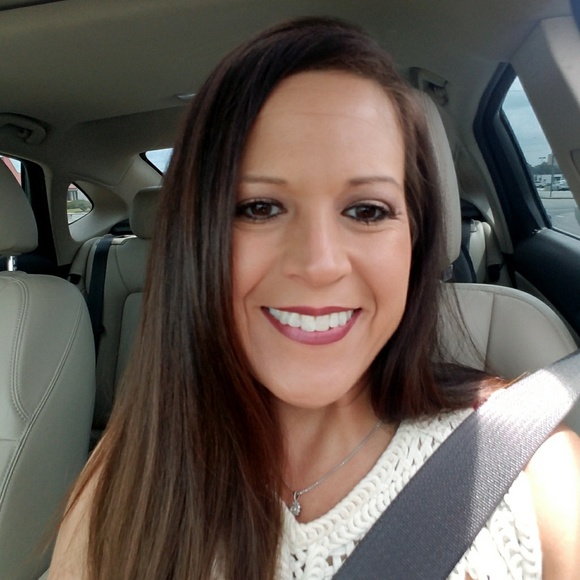 Meet your Posher, Brandy - Picture 2 of 2