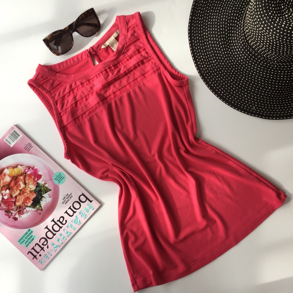 Banana Republic • Coral top