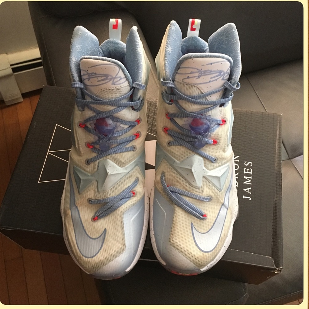 Lebron XIII XMAS limited edition Summit White
