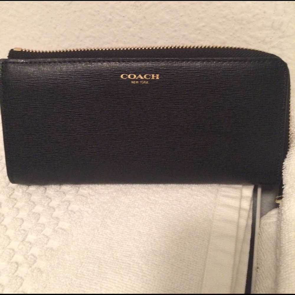 Coach saffiano leather wallet