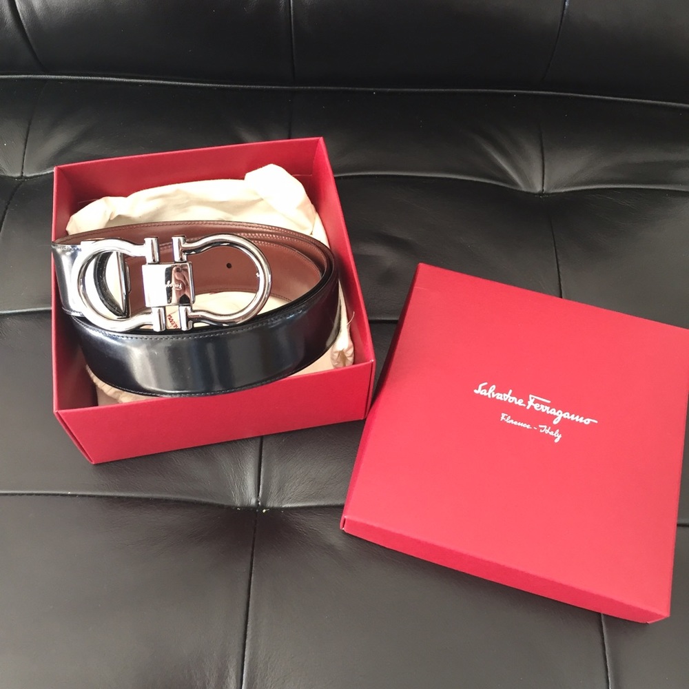 Ferragamo Men's Reversible and Adjustable Belt!