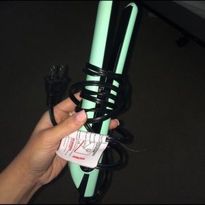 Teal blue straightener