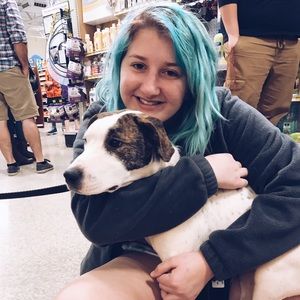 Meet your Posher, Emily!