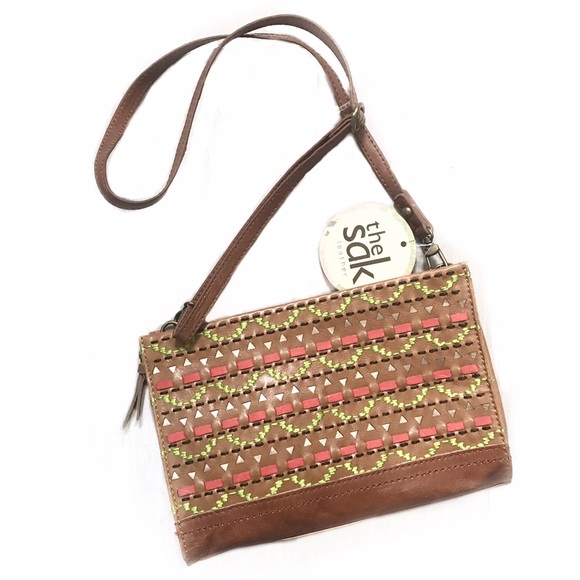 The Sak Handbags - 🎉HP🎉NWT The Sak Iris 3-Way Iris Clutch Crossbody