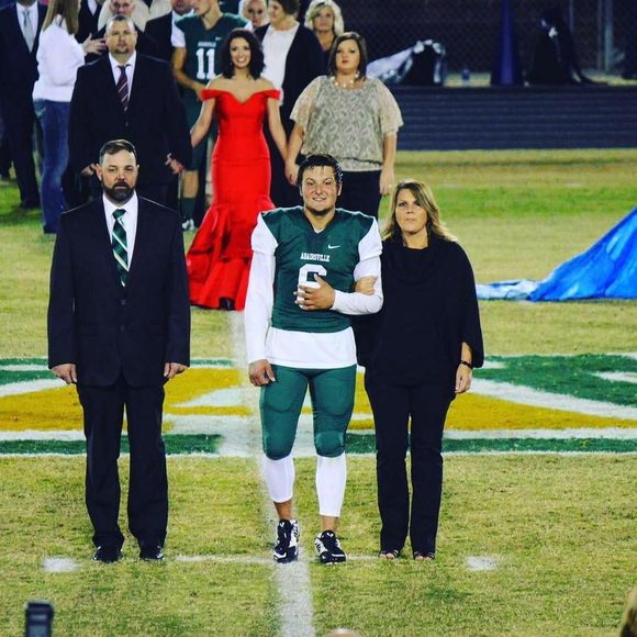 Meet your Posher, Devon - Picture 1 of 1