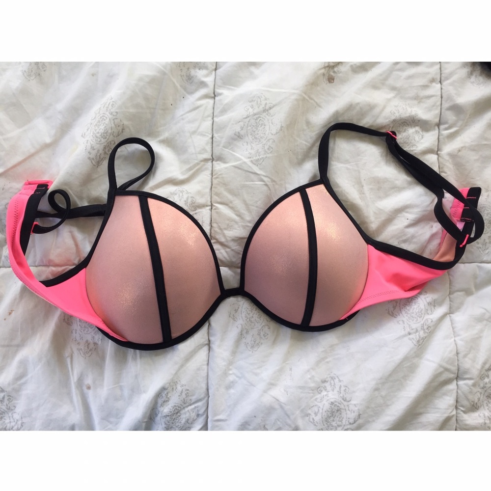 VS bathing suite top