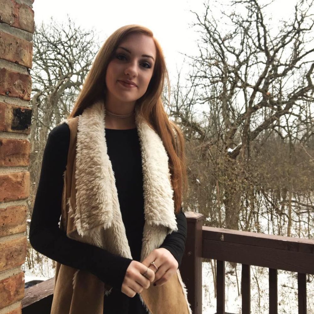 Meet your Posher, Annie