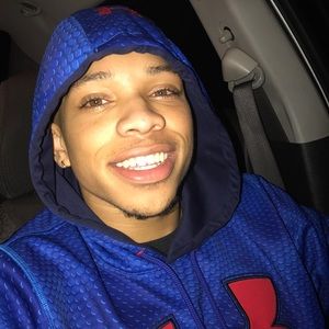 Meet your Posher, Elisha