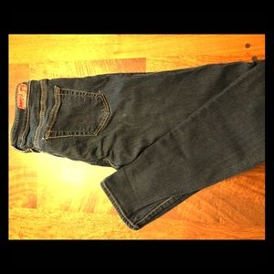 AG "The Legging" Super Skinny jeans size 28.