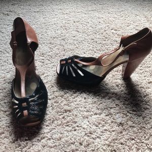 Kenneth Cole Reaction sandals